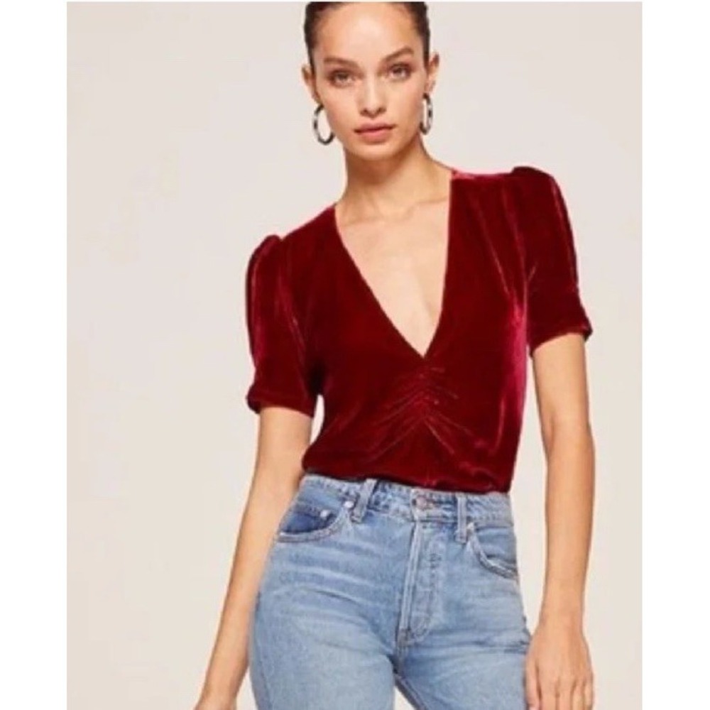 REFORMATION Fiona Ruby Red Velvet Puff Sleeve Top M Holiday V Neck